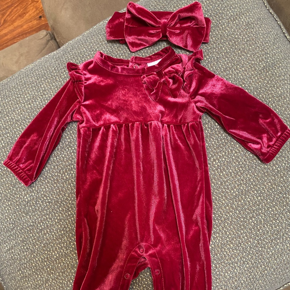Burgundy Christmas baby girl outfit 3 m with head band